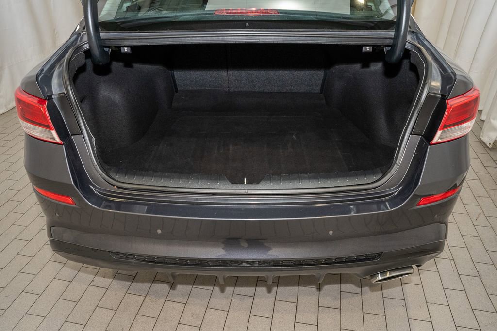 Used 2019 Kia Optima LX image 5