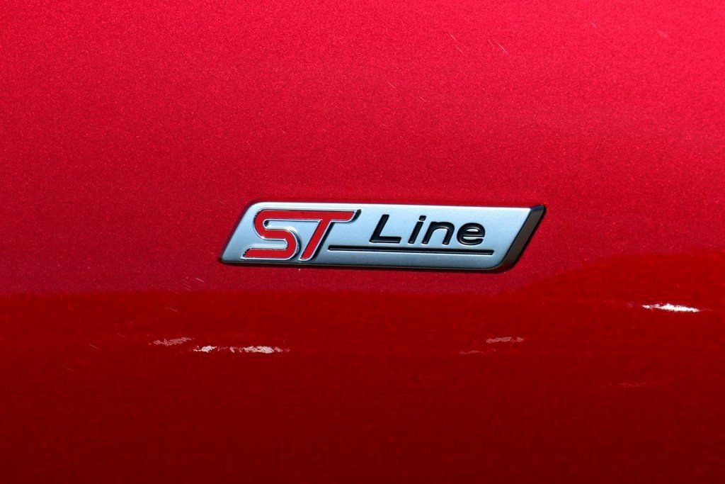 Used 2024 Ford Escape ST-Line Elite w/ Premium Technology Package image 10