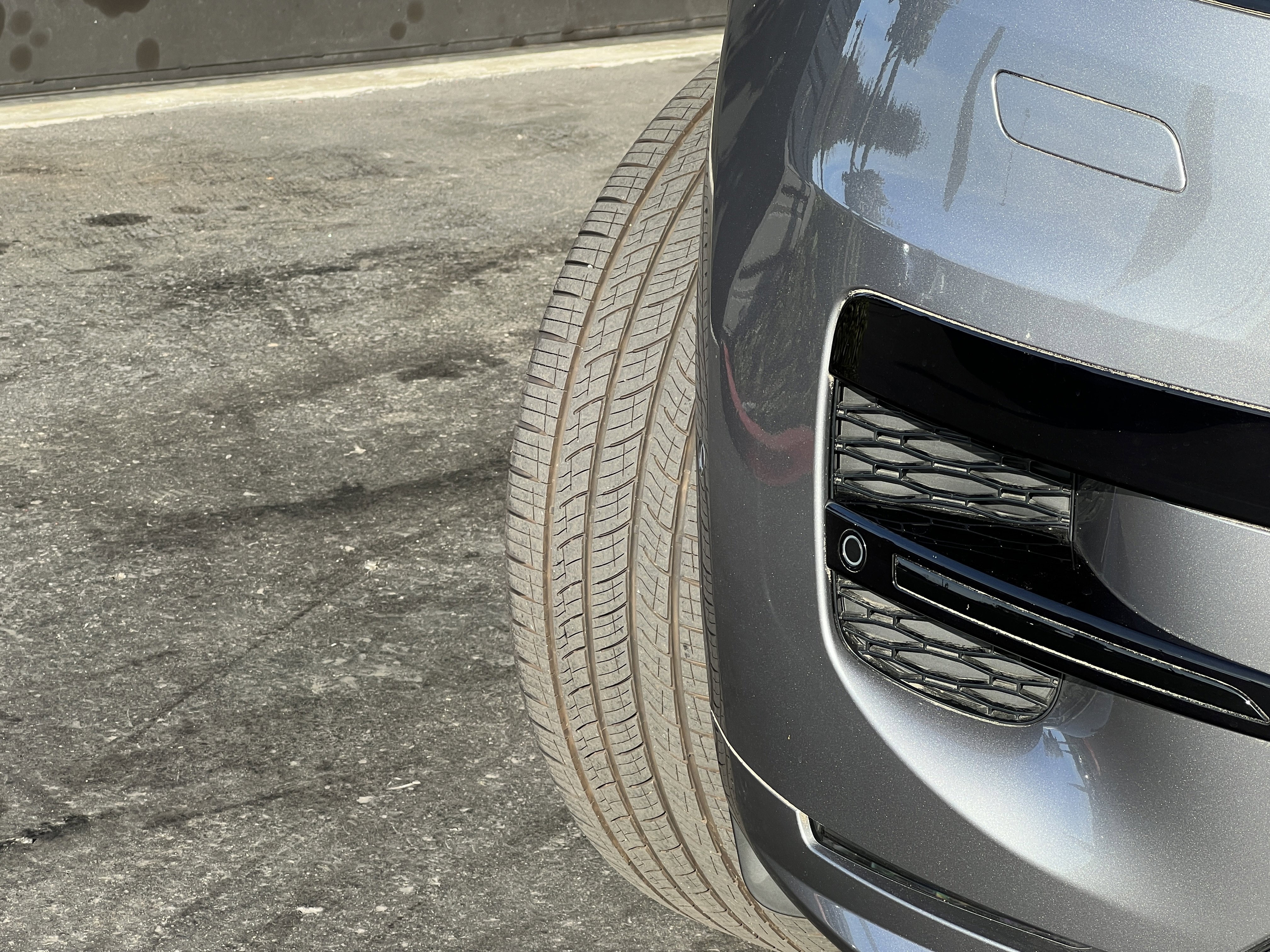 New 2025 Land Rover Range Rover Sport Dynamic SE image 3