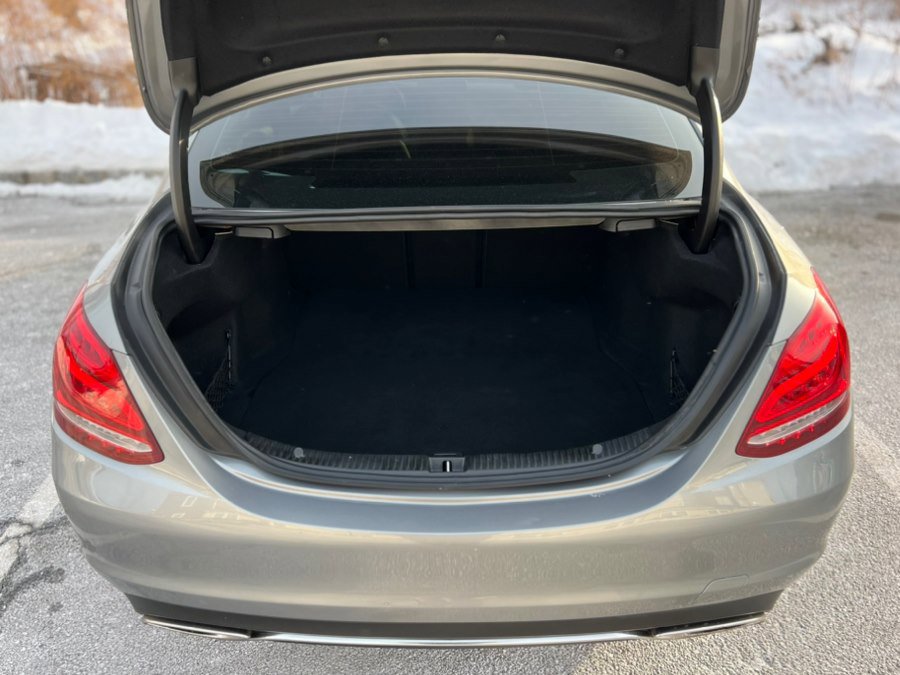 Used 2015 Mercedes-Benz C 300 4MATIC Sedan image 33