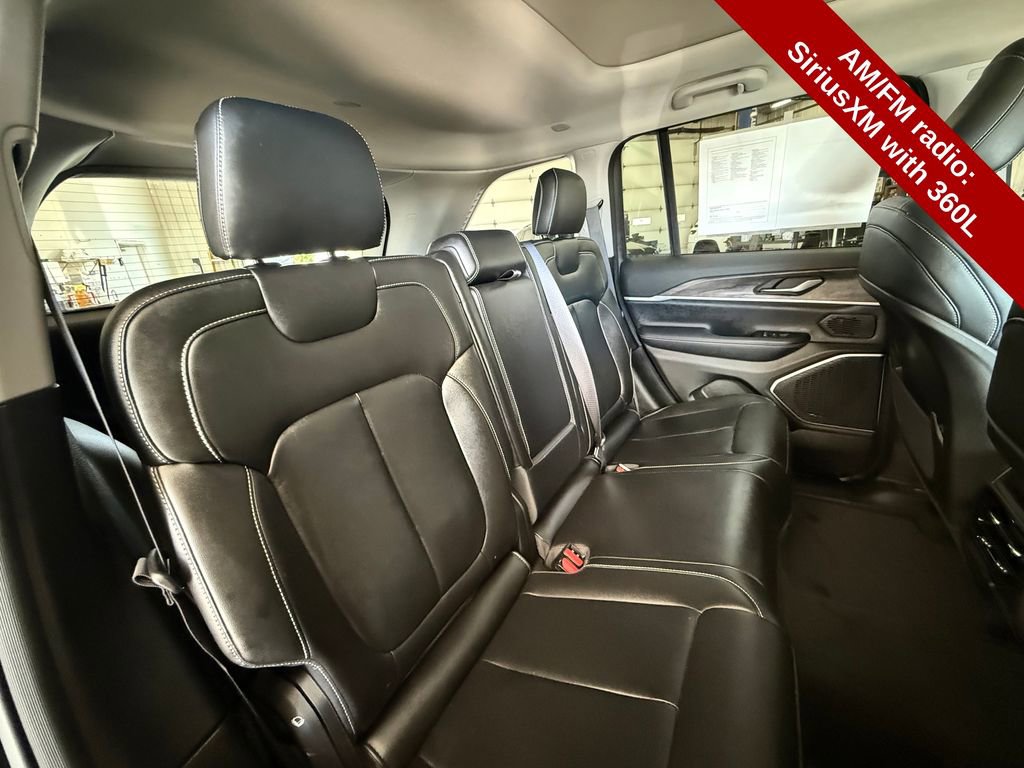 Used 2022 Jeep Grand Cherokee Limited 4xe AWD/4WD image 41