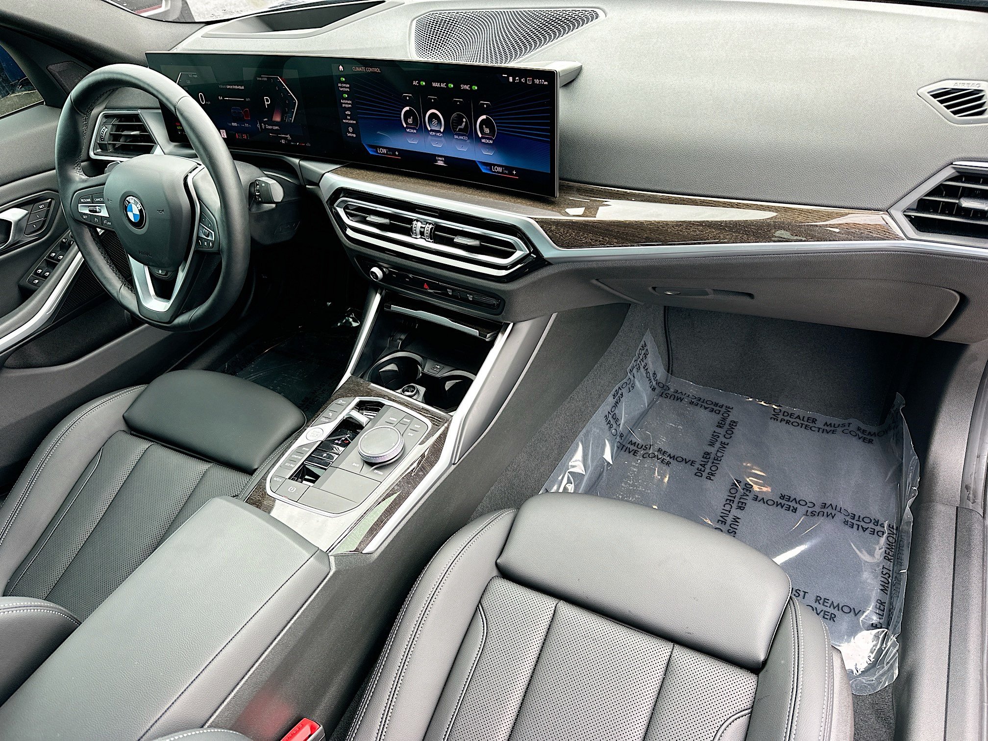 Used 2023 BMW 330i Sedan w/ Premium Package RWD image 26