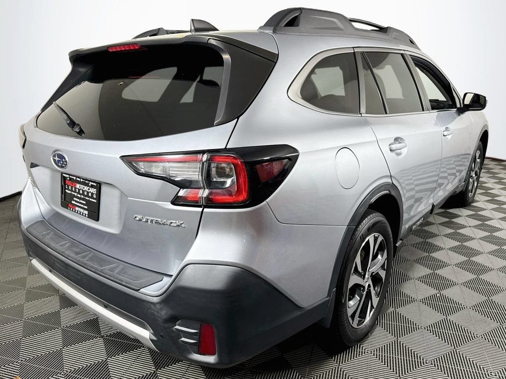 Used 2022 Subaru Outback Limited AWD/4WD image 7
