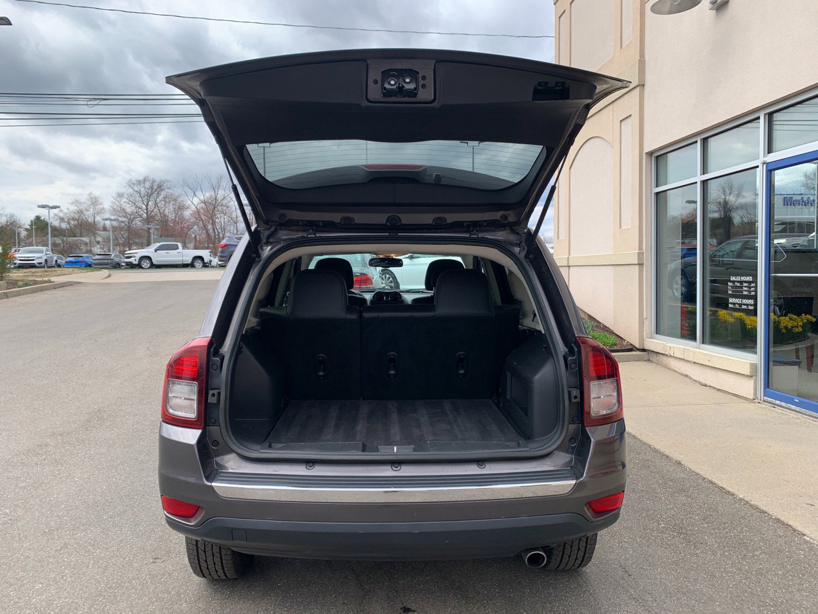 Used 2016 Jeep Compass High Altitude AWD/4WD image 8