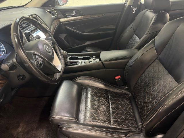 Used 2017 Nissan Maxima Platinum image 16