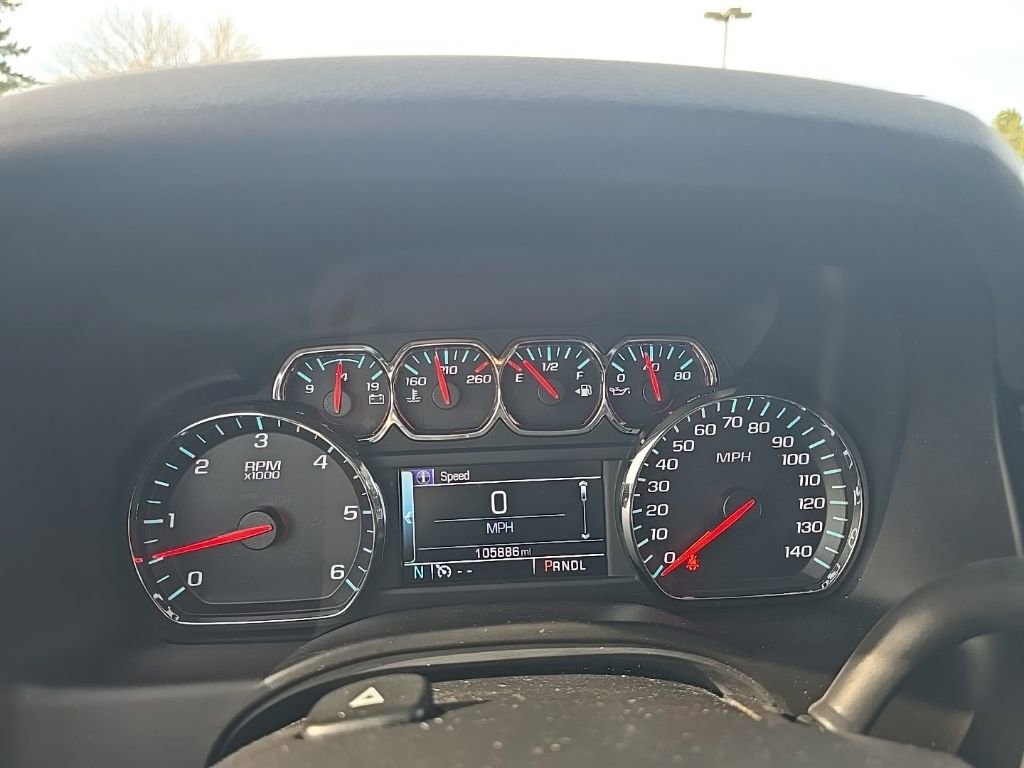 Used 2017 GMC Yukon SLE w/ SLE Value Package AWD/4WD image 10