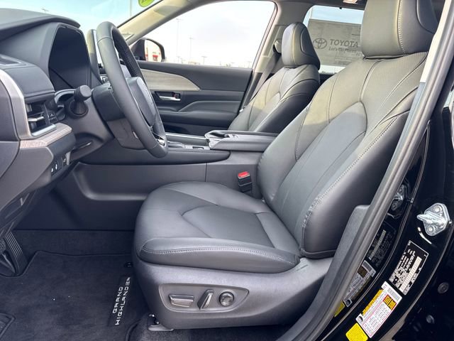 New 2026 Toyota Grand Highlander Limited image 24