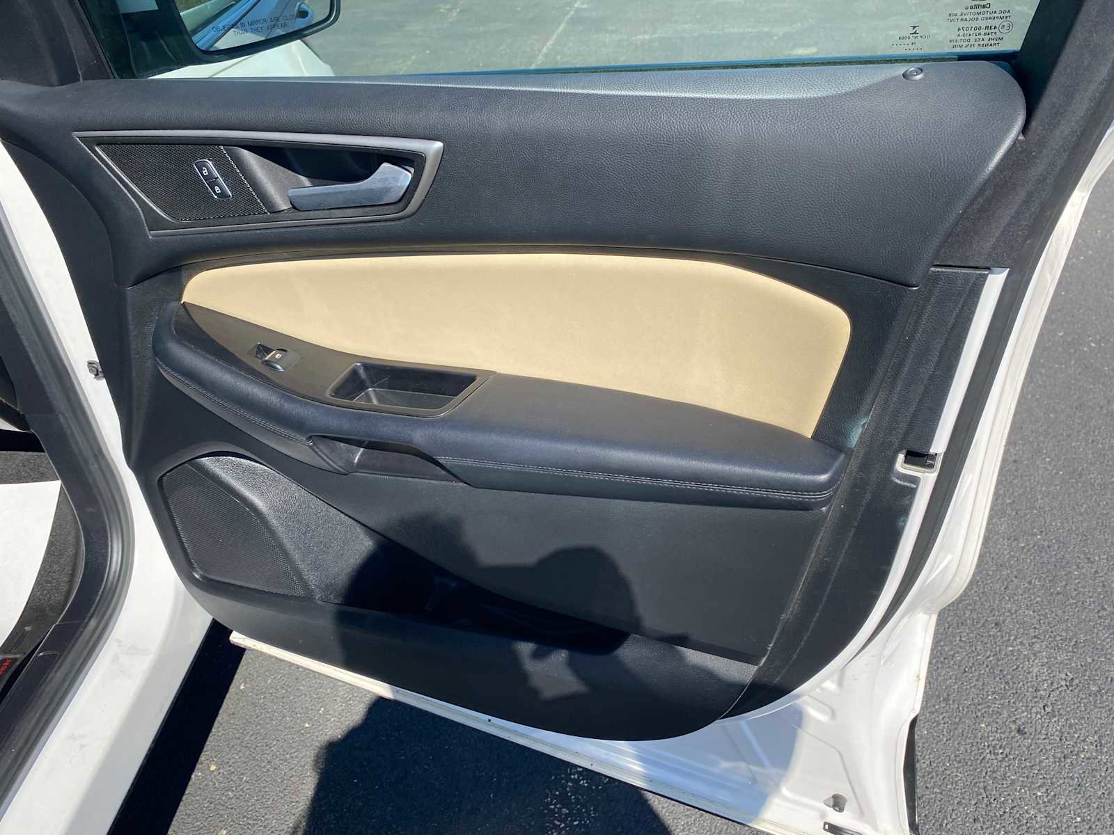 Used 2016 Ford Edge SEL w/ Equipment Group 201A image 37