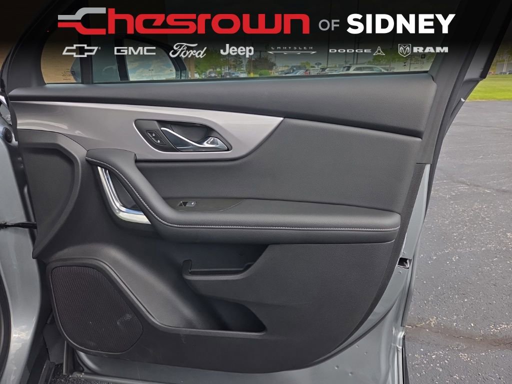 Used 2024 Chevrolet Blazer LT w/ Convenience Package FWD image 25
