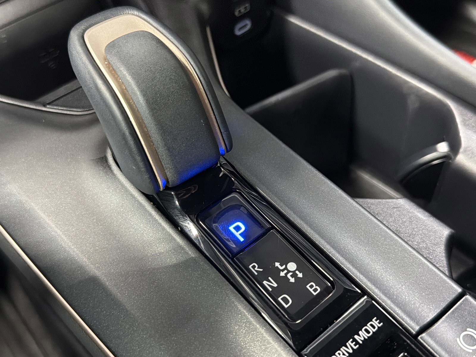 Used 2023 Toyota Crown XLE image 24