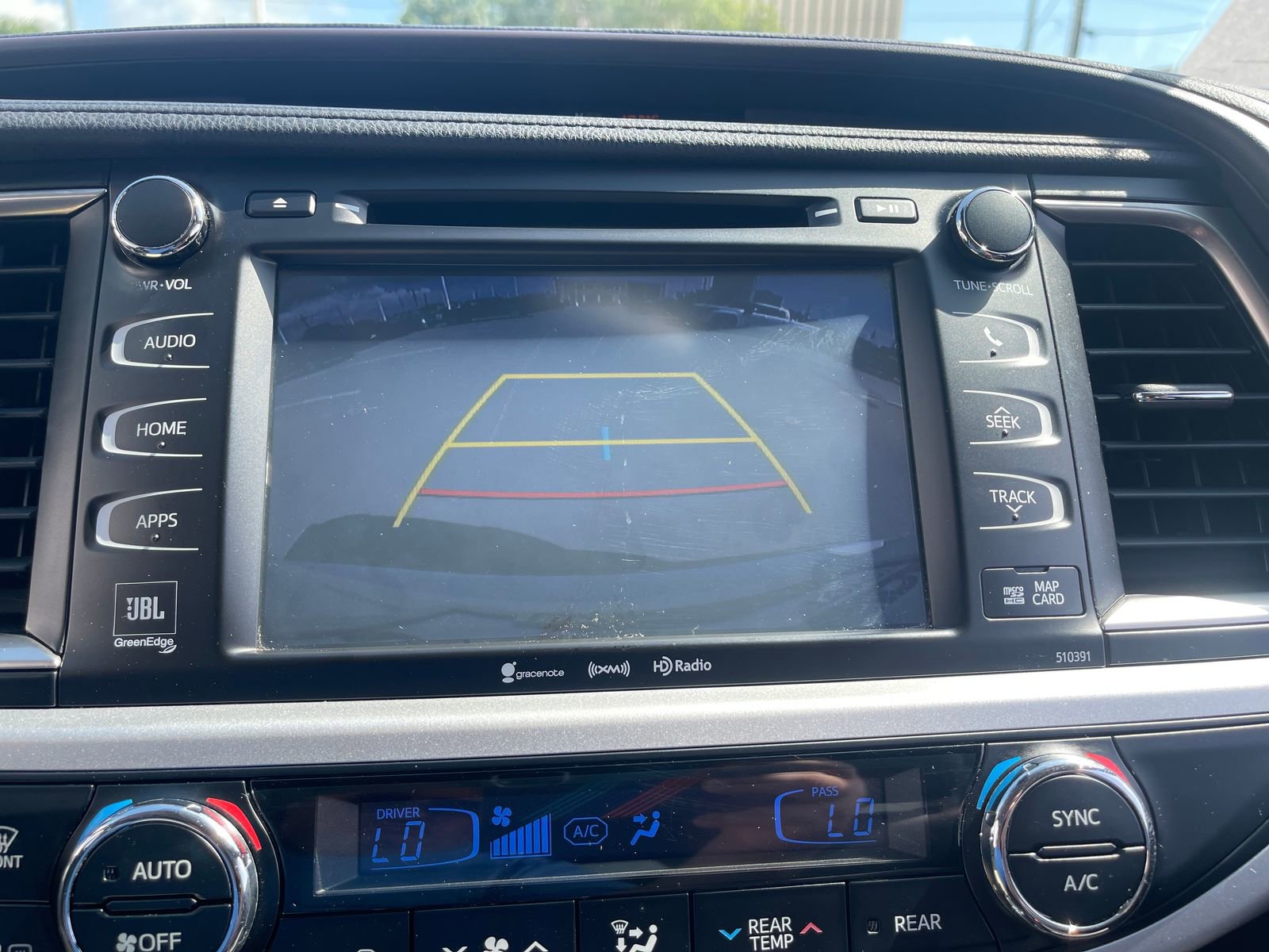 Used 2019 Toyota Highlander Limited FWD image 36