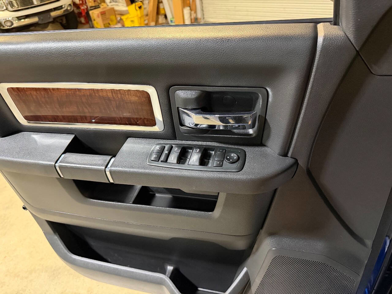 Used 2011 RAM 3500 Laramie w/ Cold Weather Group AWD/4WD image 29