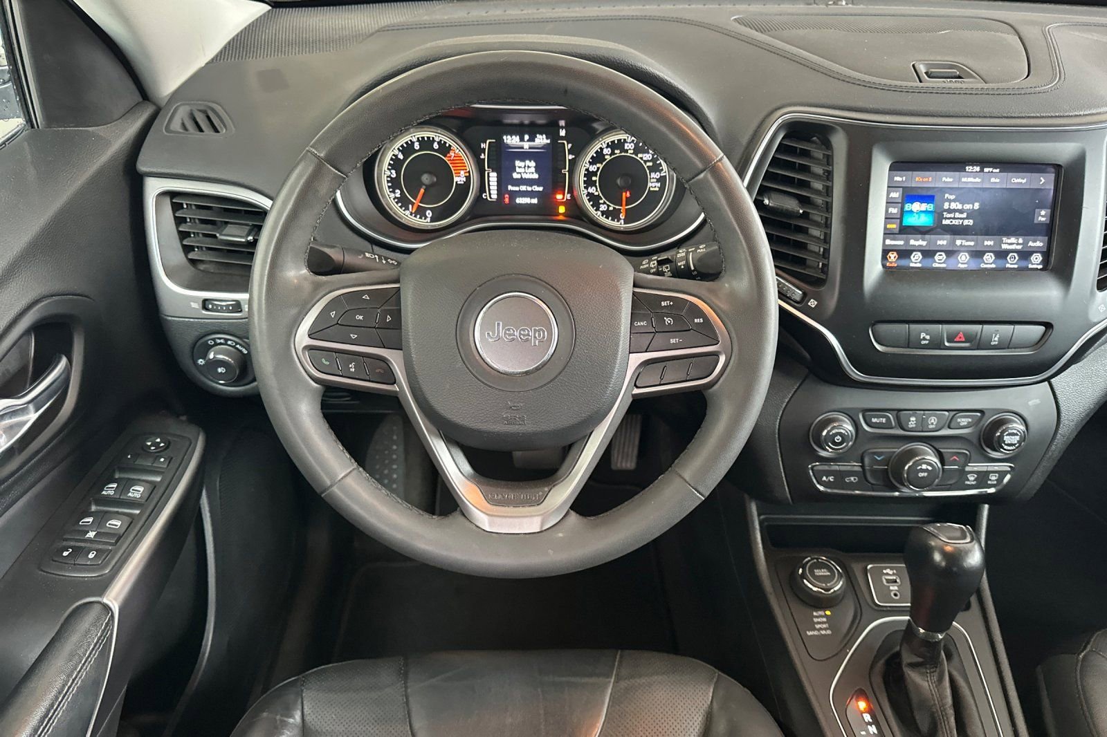 Used 2021 Jeep Cherokee Latitude Lux AWD/4WD image 14