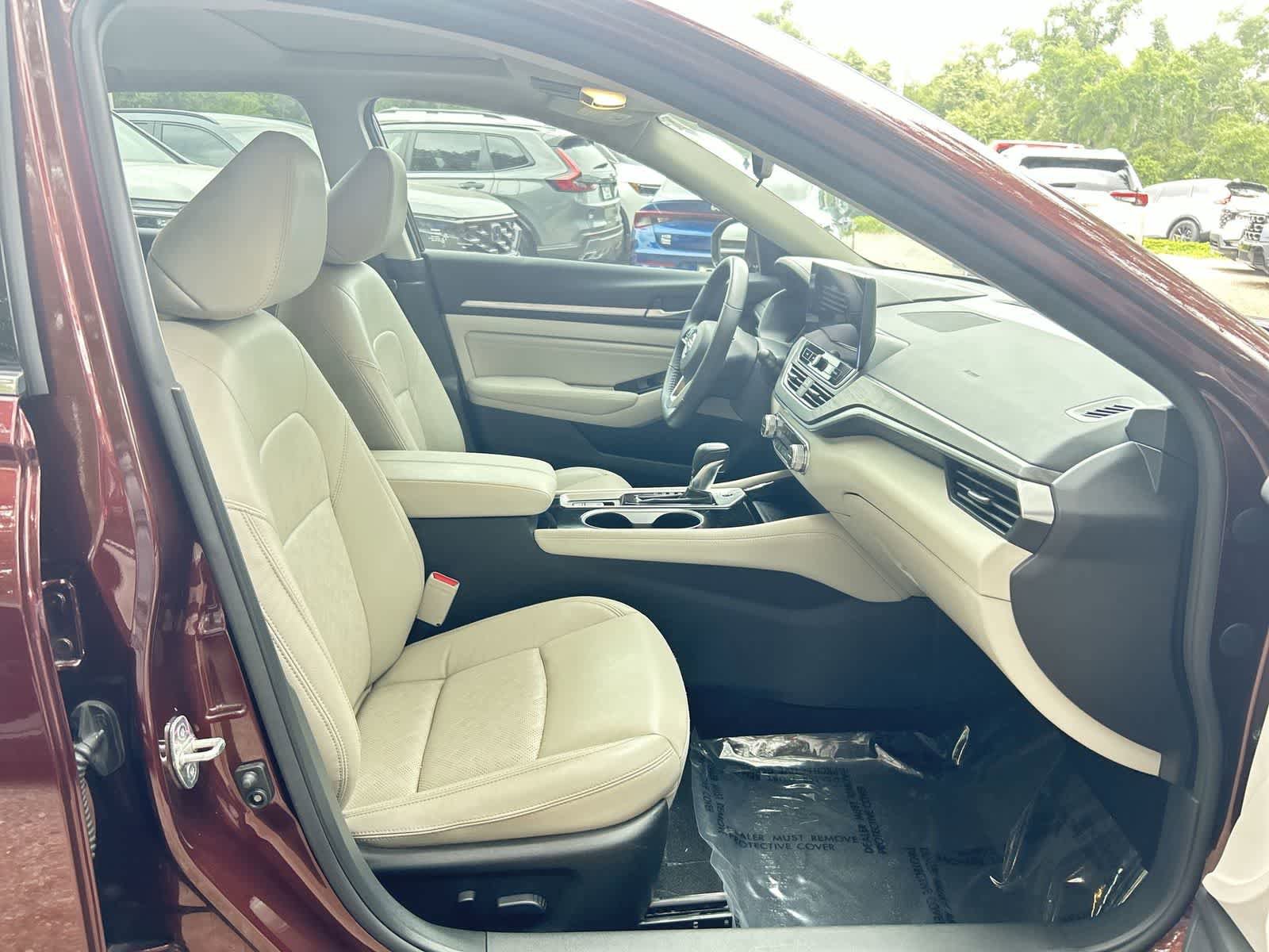 Used 2023 Nissan Altima 2.5 SL FWD image 15