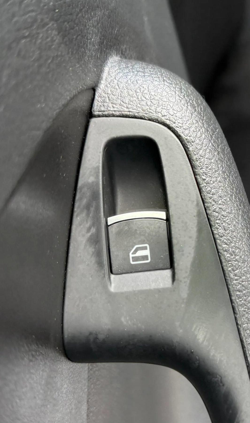 Used 2017 Volkswagen Jetta GLI FWD image 32
