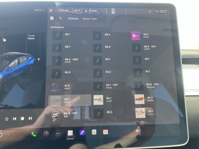 Used 2023 Tesla Model 3 Standard Range RWD image 13