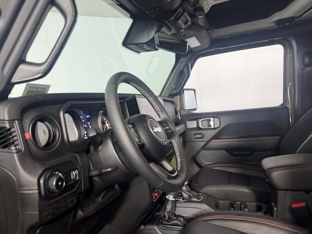 Certified 2025 Jeep Wrangler Unlimited Rubicon AWD/4WD image 20