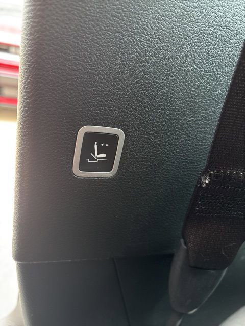 Used 2024 Chrysler Pacifica Touring-L w/ S Appearance Package image 39