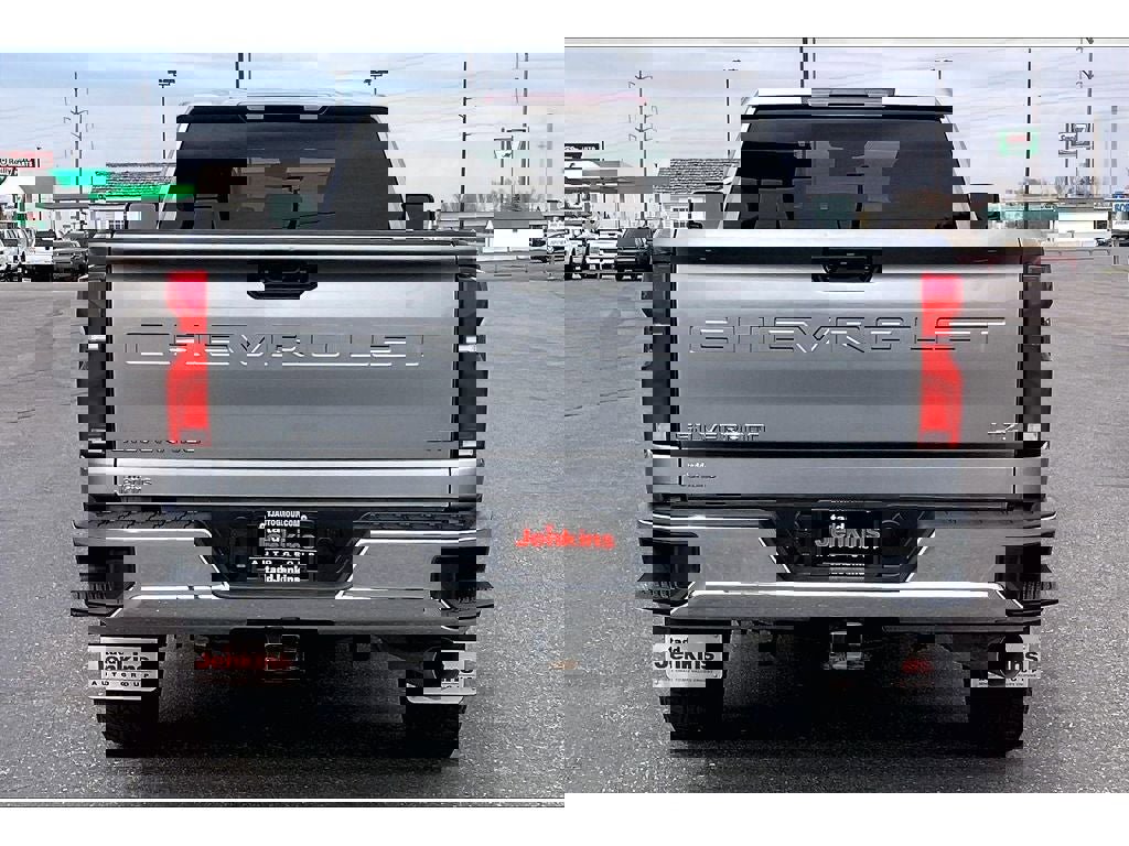 Used 2025 Chevrolet Silverado 3500 LTZ image 4