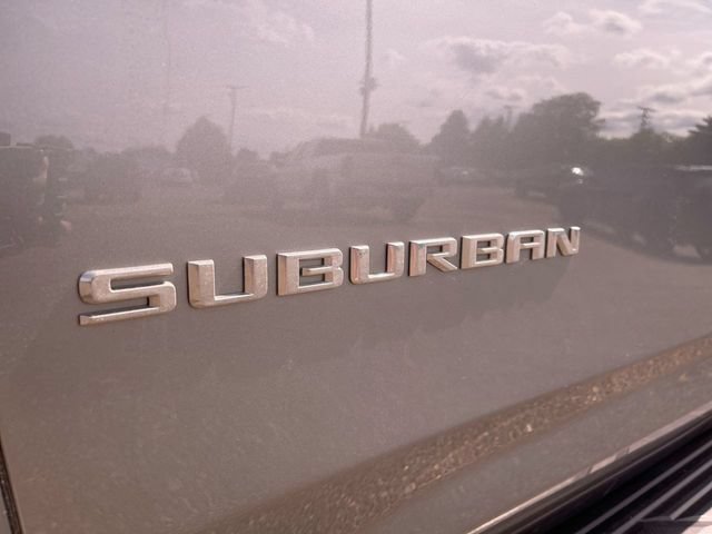 Used 2023 Chevrolet Suburban LS AWD/4WD image 31