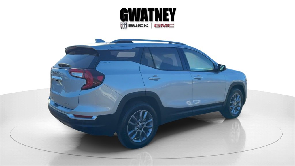 Used 2022 GMC Terrain SLT w/ LPO, Floor Liner Package image 6