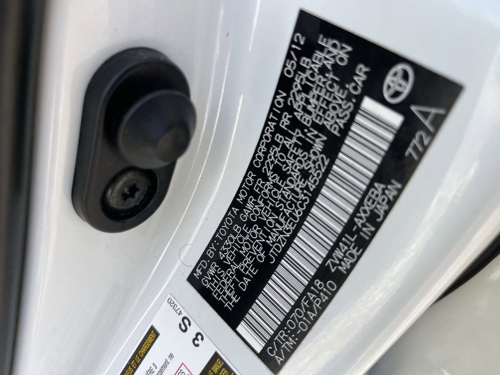 Used 2012 Toyota Prius V Three FWD image 32