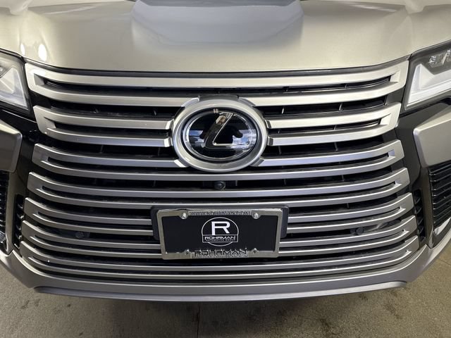 Used 2024 Lexus LX 600 4WD w/ Luxury Package image 28