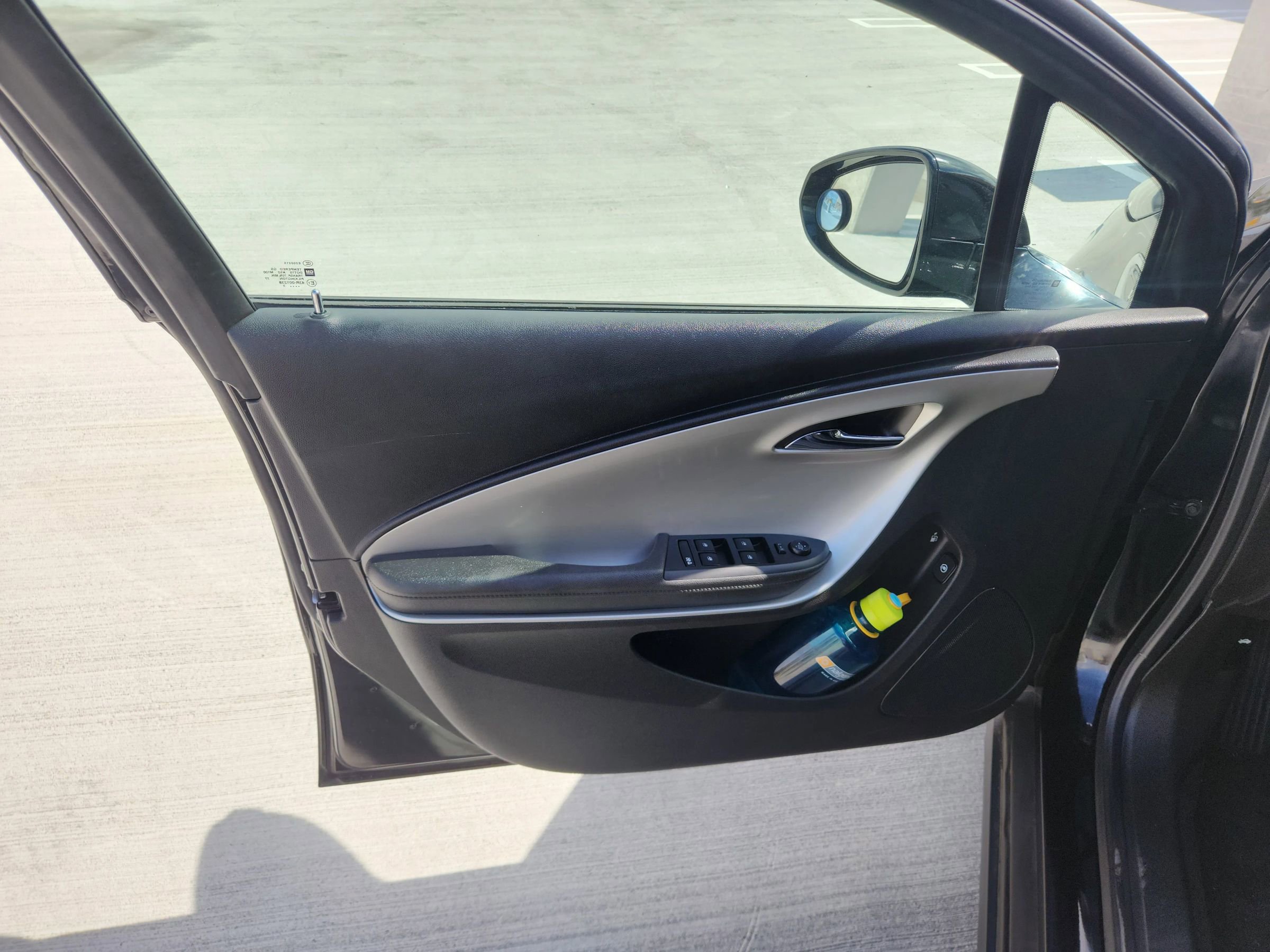 Used 2013 Chevrolet Volt Premium w/ Premium Trim Package FWD image 18