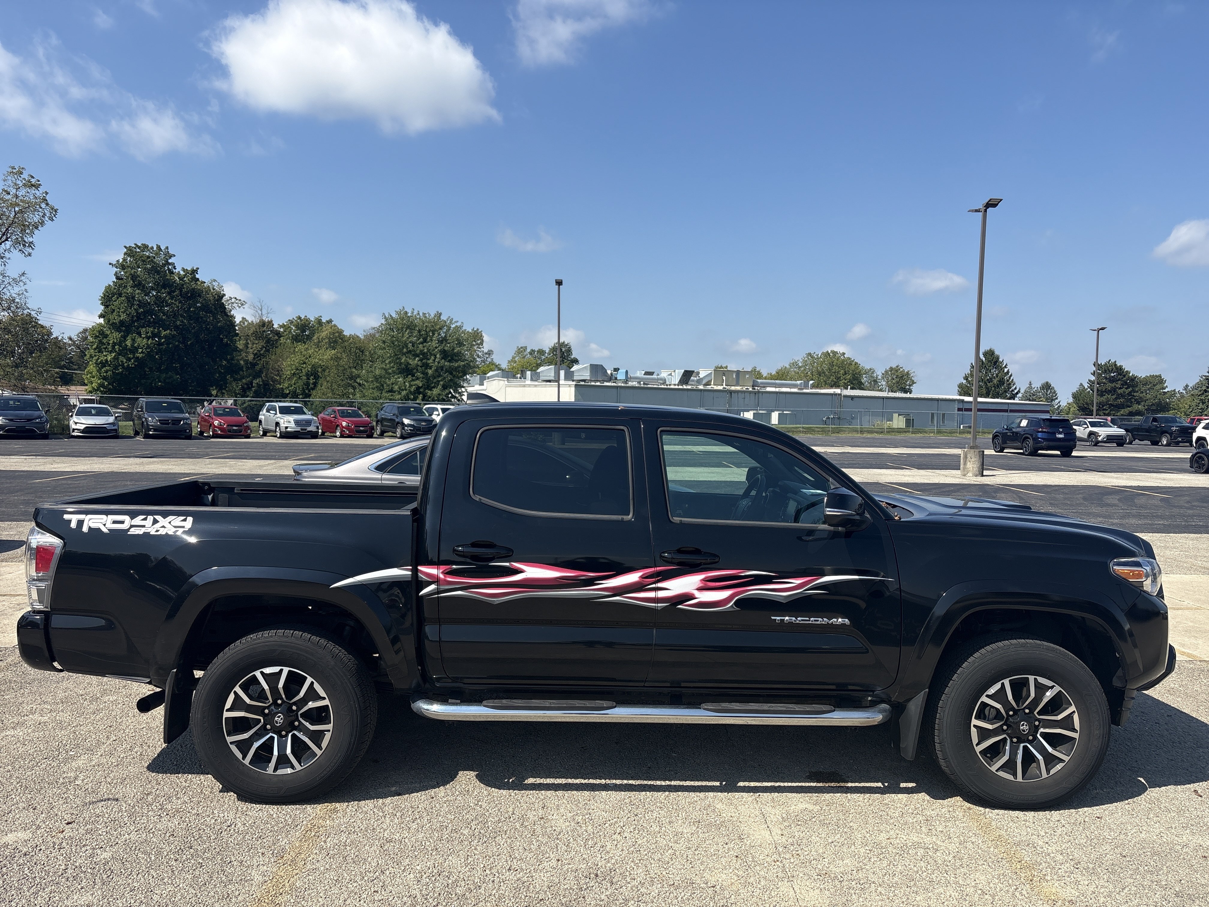 Used 2023 Toyota Tacoma TRD Sport w/ Advanced Technology Package AWD/4WD image 3