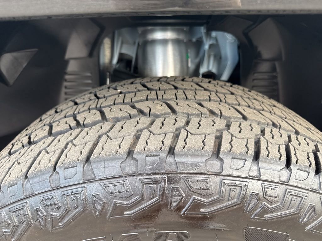 Used 2025 GMC Hummer EV 2X image 39