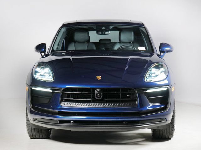 Certified 2026 Porsche Macan AWD/4WD image 6