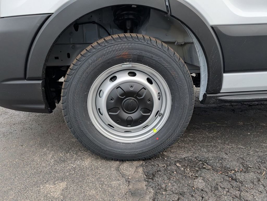 New 2026 Ford Transit 250 148 Medium Roof w/ Load Area Protection Package image 10