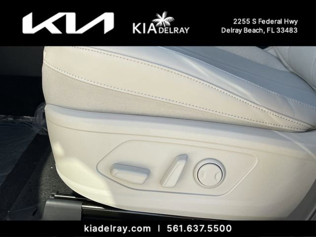 New 2026 Kia Sorento S w/ S Panoramic Sunroof Package FWD image 19