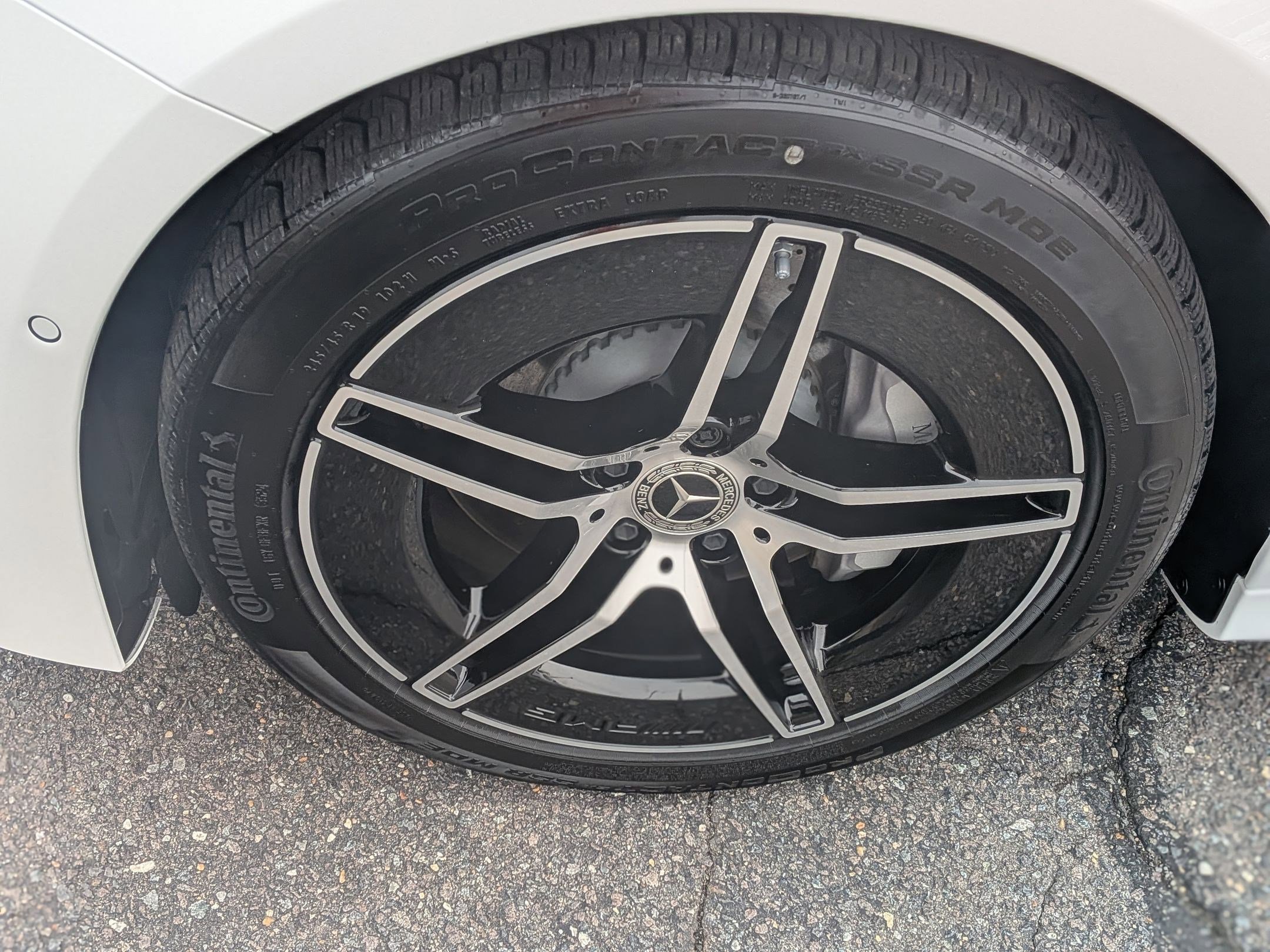 Used 2025 Mercedes-Benz E 450 4MATIC Sedan image 10