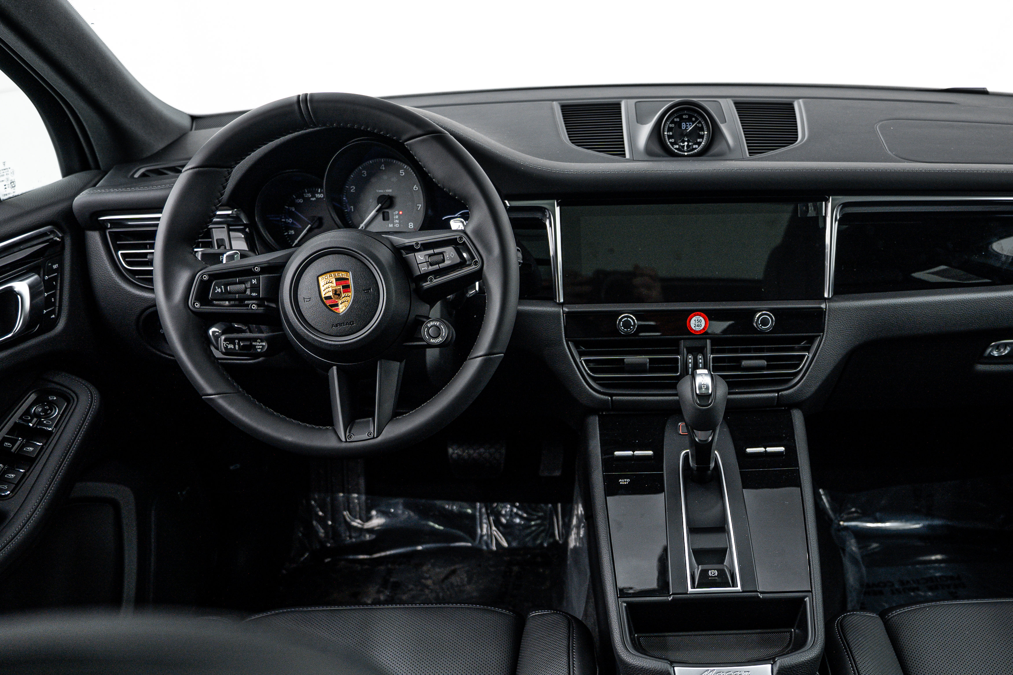 New 2026 Porsche Macan S image 13