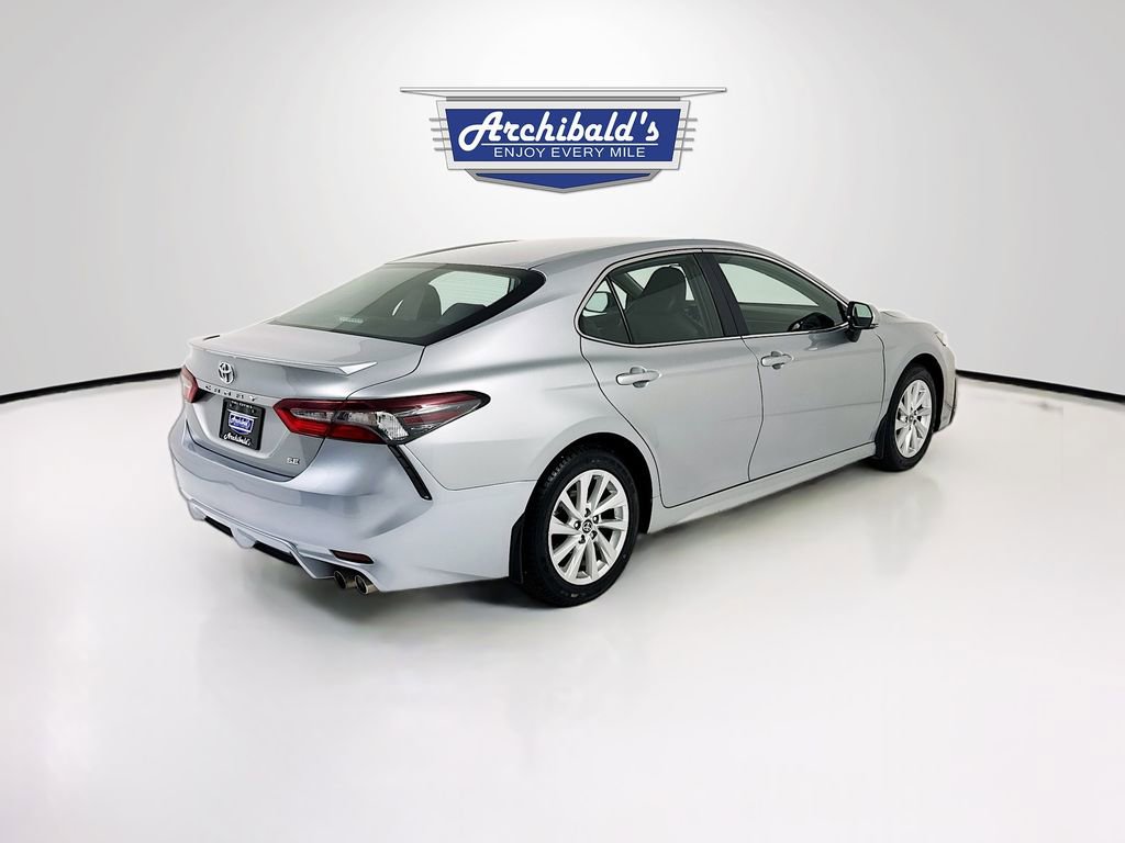 Used 2024 Toyota Camry SE FWD image 7