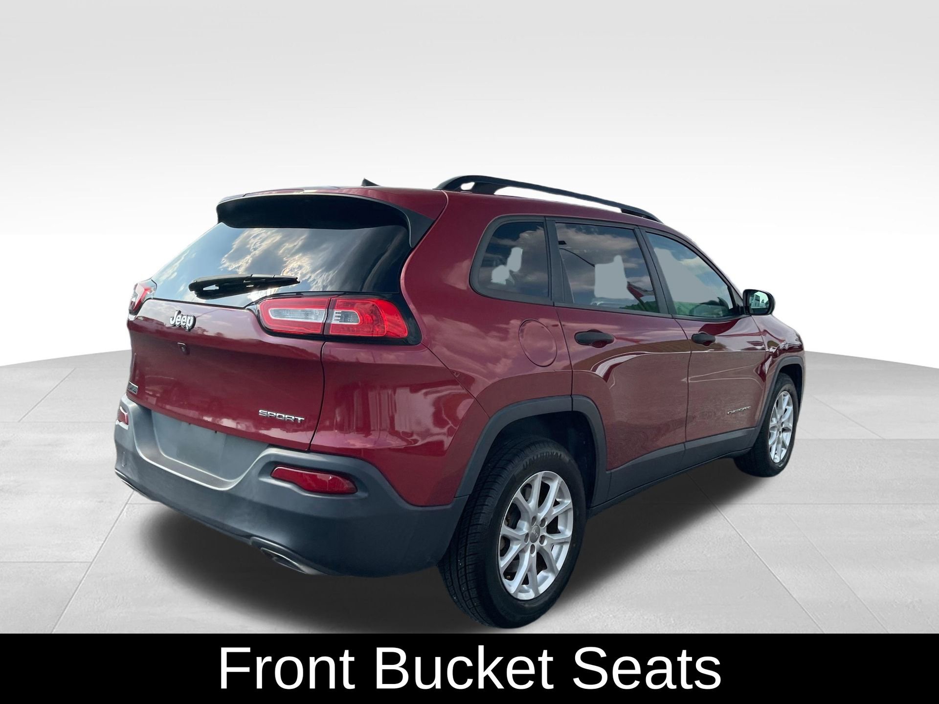 Used 2017 Jeep Cherokee Sport FWD image 5