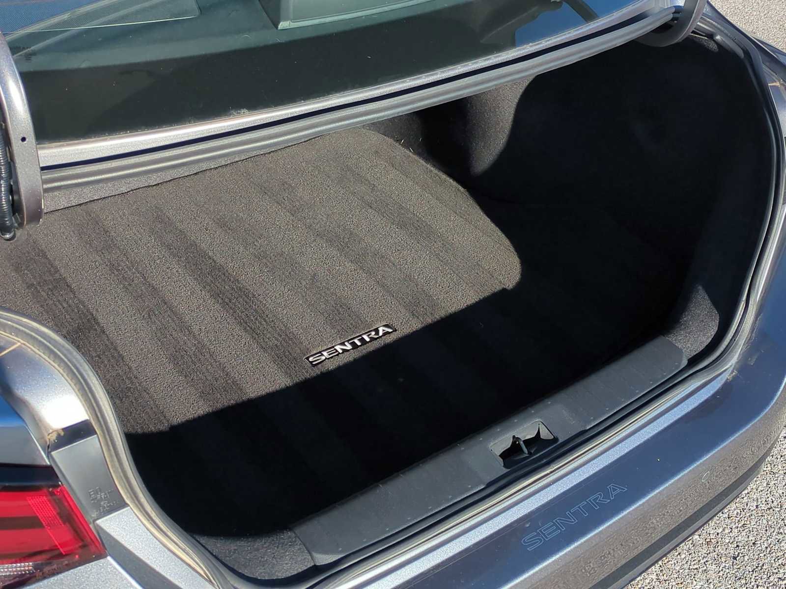 Used 2024 Nissan Sentra SR image 25