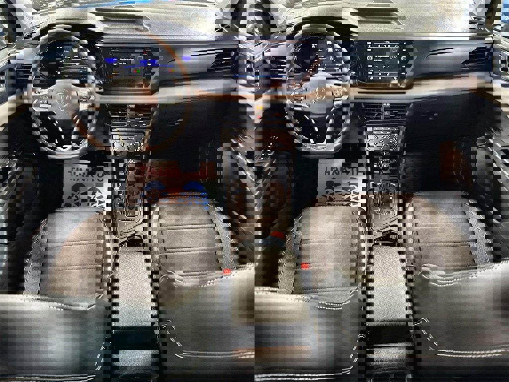 Used 2022 Volkswagen Taos SE image 25