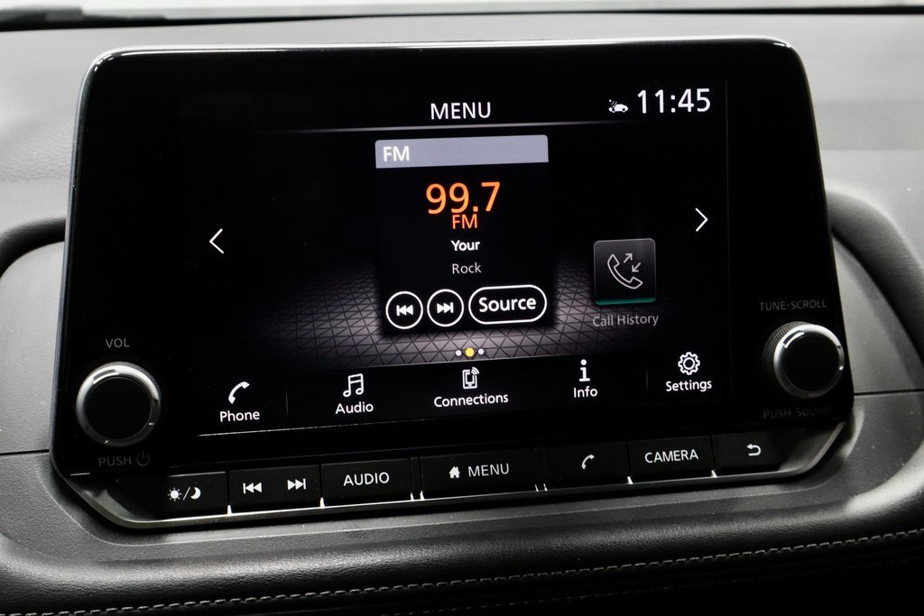 Certified 2024 Nissan Rogue SV image 3