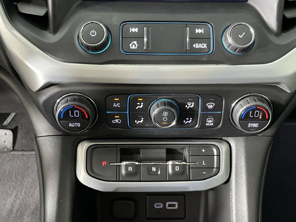 Used 2021 GMC Acadia SLE FWD image 17