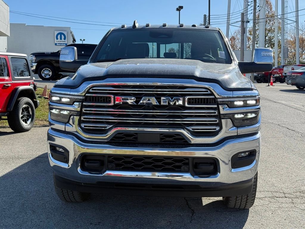 New 2026 RAM 2500 Laramie AWD/4WD image 3