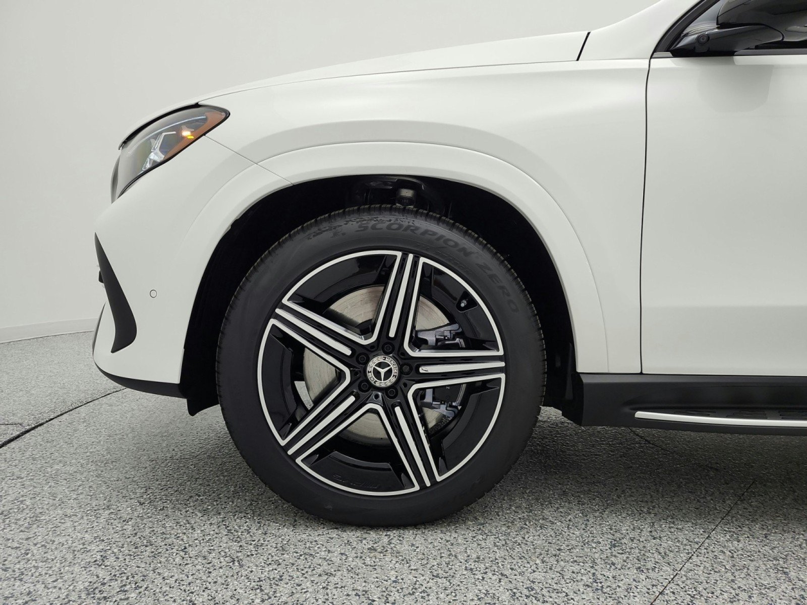 New 2027 Mercedes-Benz GLE 450 4MATIC image 13