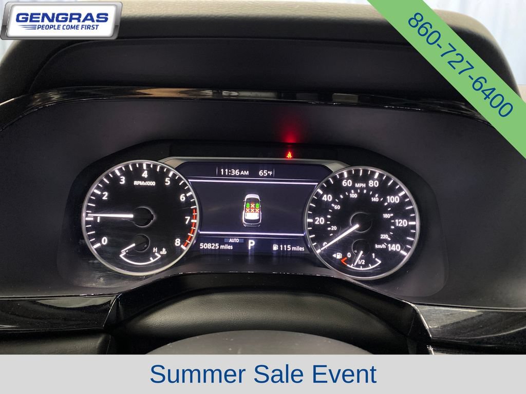 Used 2022 Nissan Pathfinder SV AWD/4WD image 22