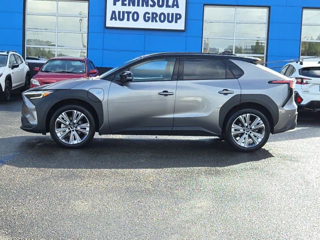 Used 2023 Subaru Solterra AWD image 6
