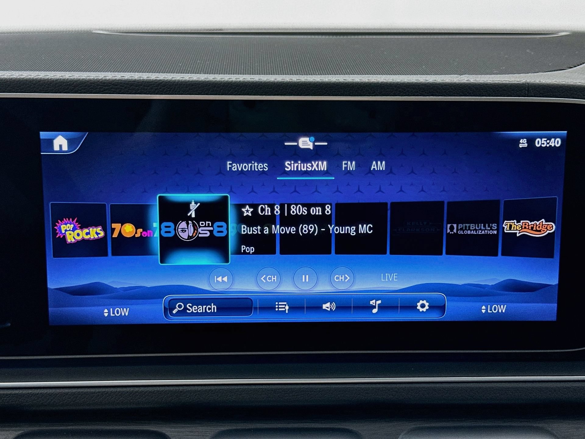 Used 2024 Mercedes-Benz GLS 450 4MATIC image 16