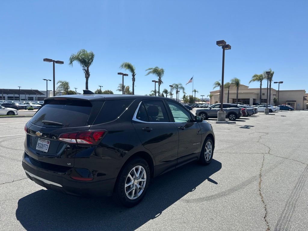 Used 2023 Chevrolet Equinox LT w/ Driver Convenience Package FWD image 8