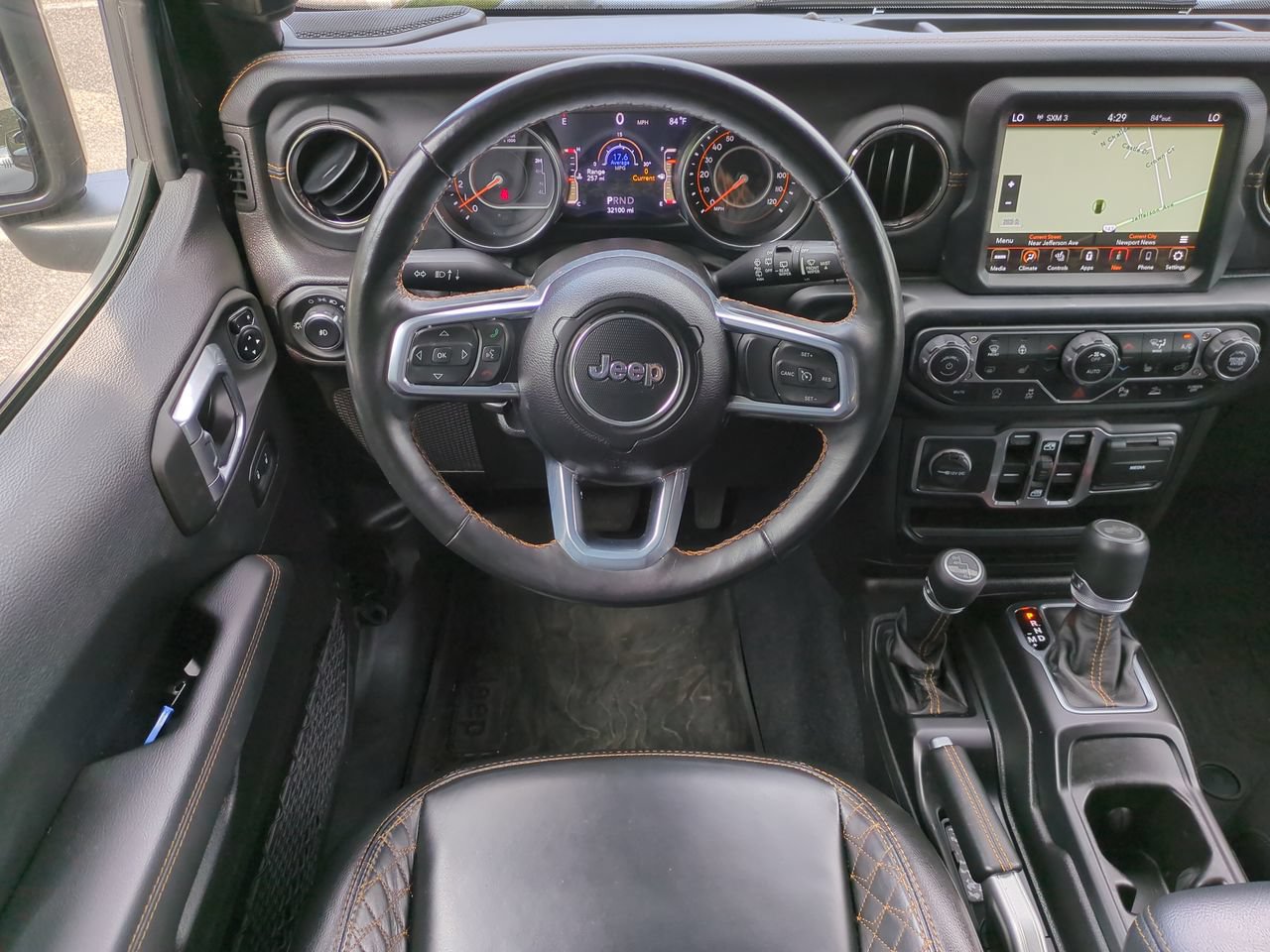 Used 2022 Jeep Wrangler Unlimited Sahara AWD/4WD image 16
