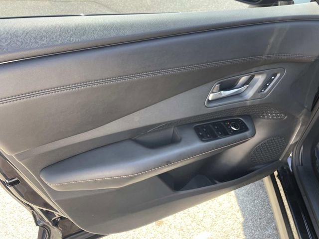 Used 2023 Nissan Ariya FWD image 15