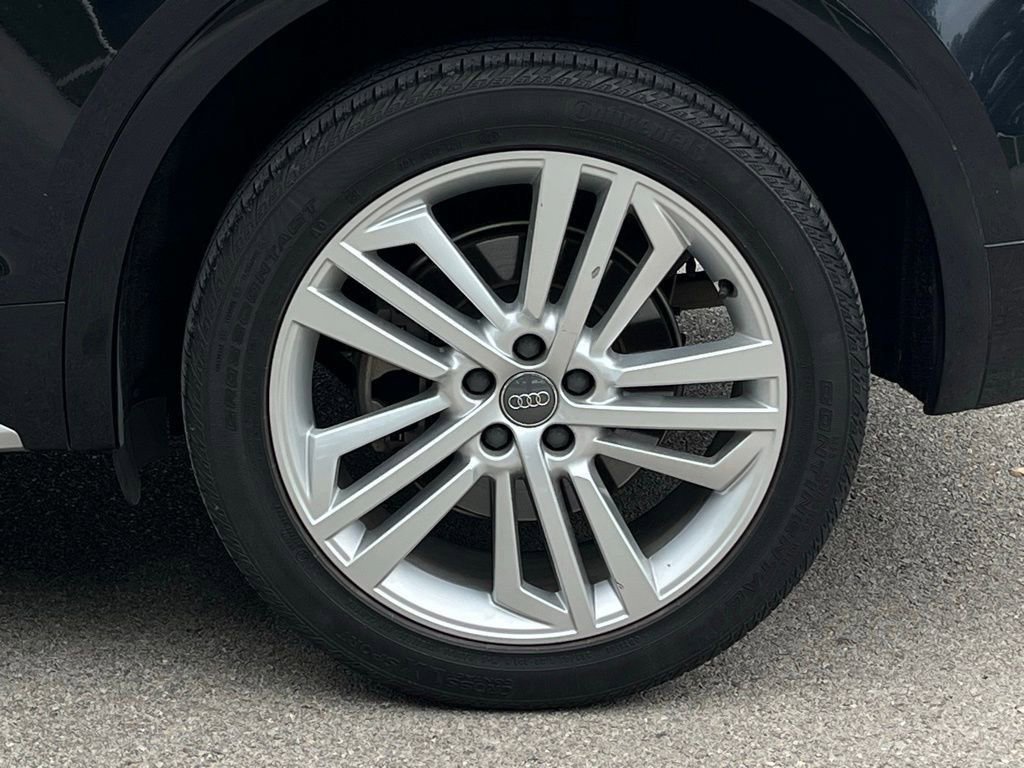 Used 2018 Audi Q5 2.0T Premium Plus w/ Premium Plus Package AWD/4WD image 31